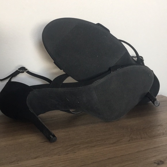 black three strap heels - Picture 3 of 5